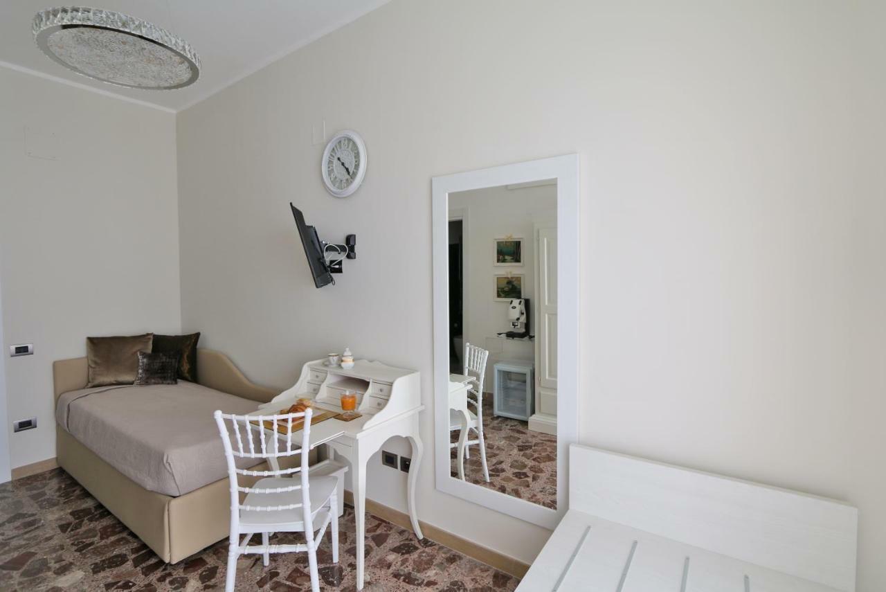 Solidea Bnb Salerno Ngoại thất bức ảnh